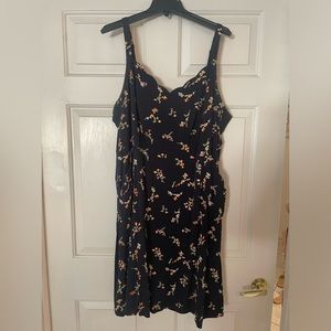 Plus size scalloped floral dress